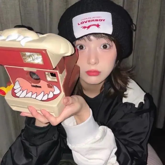 女孩梦三十